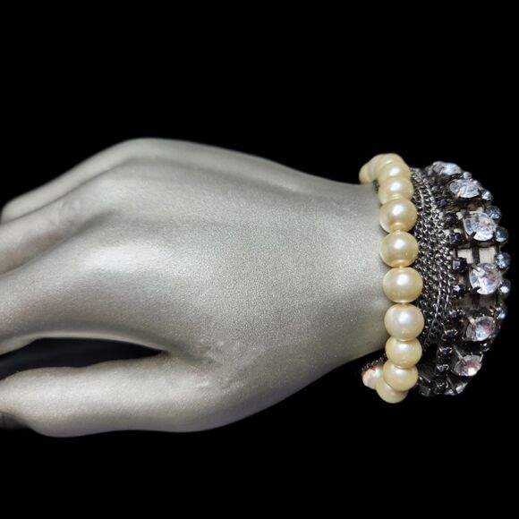 Simply Vera Multi-Strand Pearl & Crystal Bracelet Gunmetal Chain Whimsygoth - Picture 1 of 8